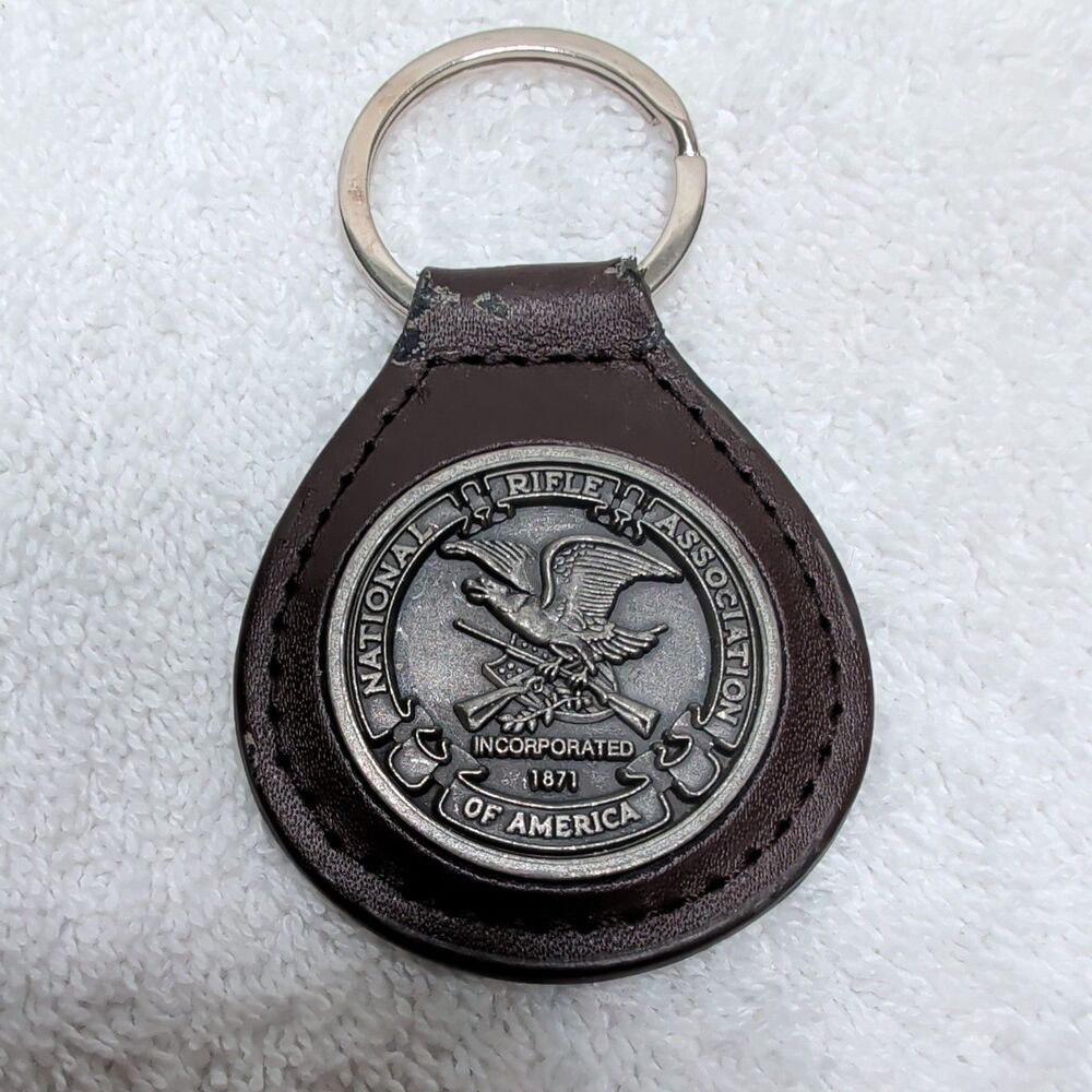 Vintage Key Chain Key Ring NRA National Rifle Association Leather